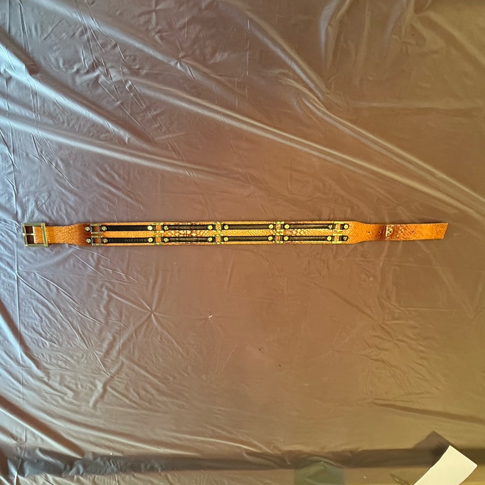 RARE Tory Burch Brown Snakeskin Waist belt black leather gold 2” size M $425 - Picture 14 of 15